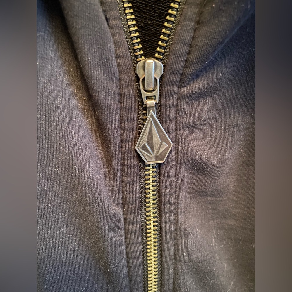 Volcom Jacket/Zip Up - Picture 4 of 7